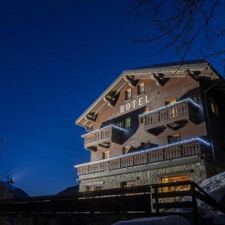 Hotel Rascard Valtournenche Exterior foto