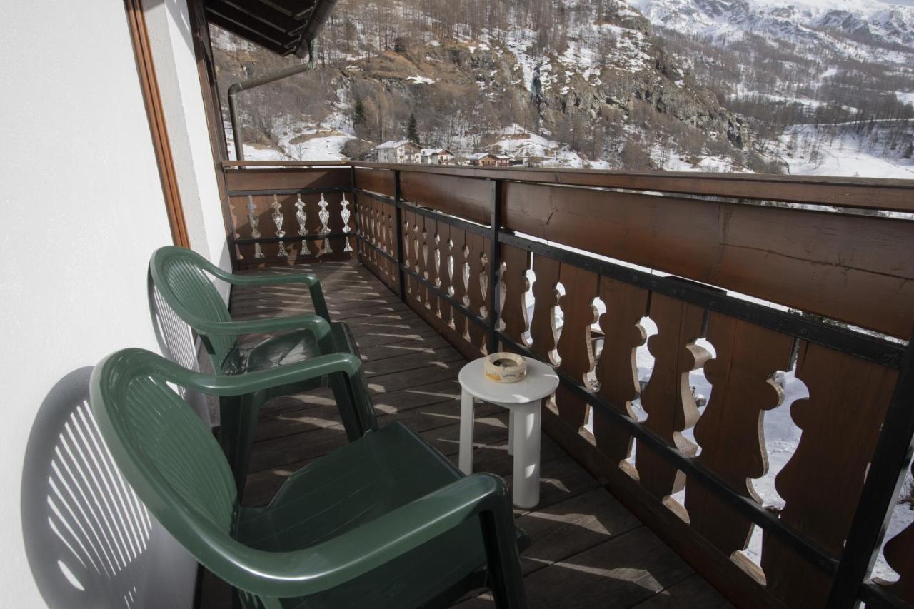 Hotel Rascard Valtournenche Exterior foto