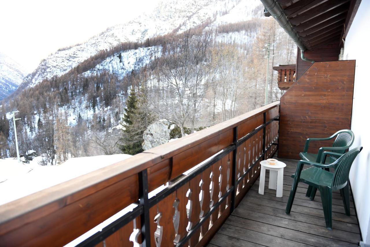 Hotel Rascard Valtournenche Exterior foto